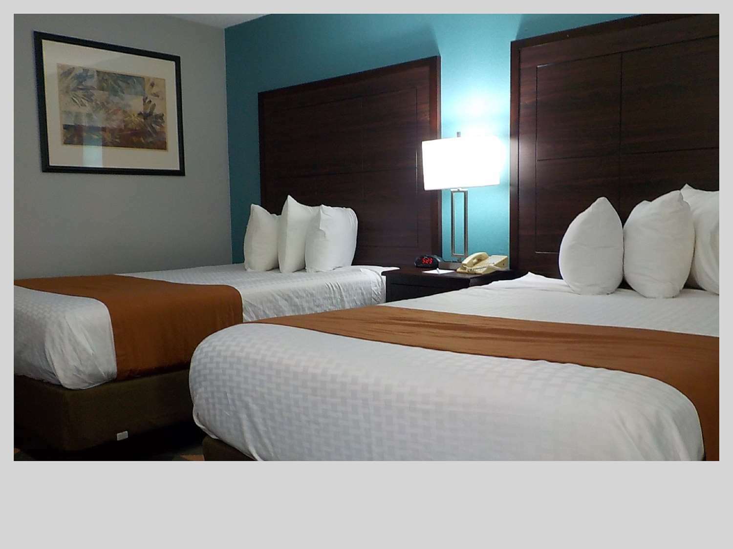 Clarion Pointe Indianapolis Northeast Hotel Castleton Exterior photo